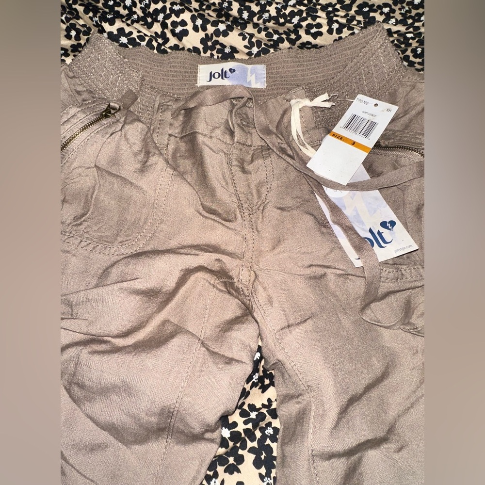 Jolt Taupe Drawstring Pants NWT size 3